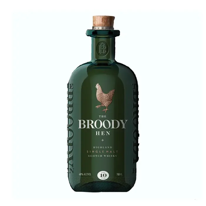 Broody hen 10yr